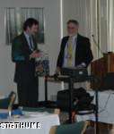 ahearn gift present.jpg
502.73 KB
1332 x 1576
5/25/2006
